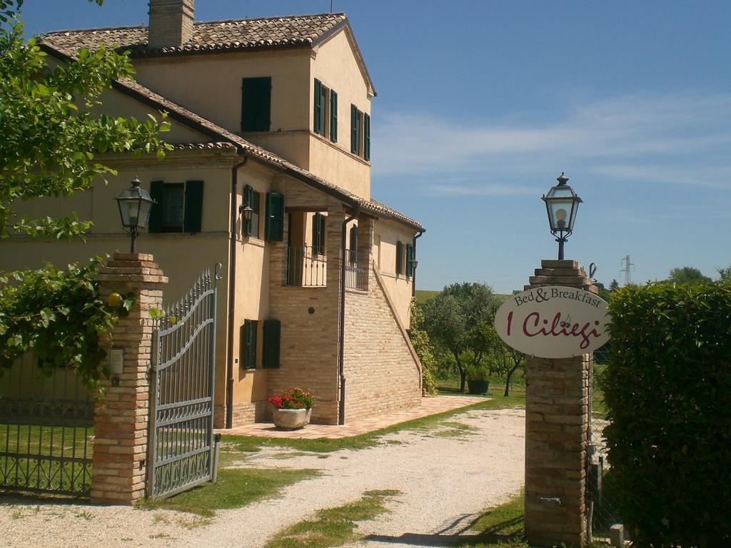 I Ciliegi Bed & Breakfast Osimo Dış mekan fotoğraf