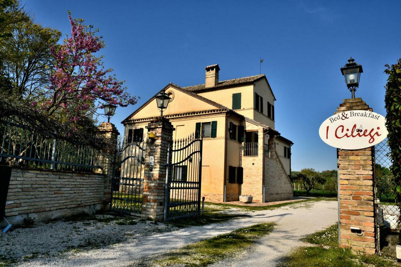 I Ciliegi Bed & Breakfast Osimo Dış mekan fotoğraf